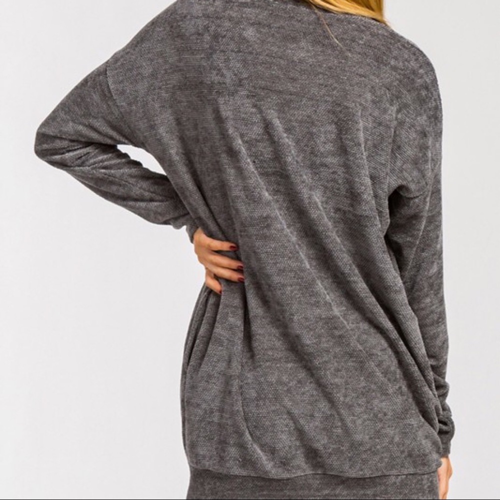 1 LEFT SALE-FIRM‼️Textured Chenille Pullover - Picture 8 of 8